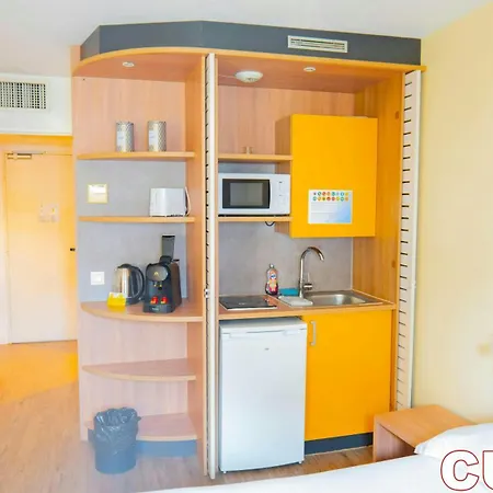 Appartamento Paris Retreat 5 Minutes From Hoche Metroparking Pantin Esterno foto